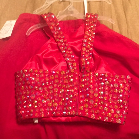 BEAUTIFUL HOMECOMING DRESS BRAND NEW! - Picture 3 of 3